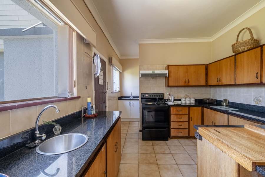 4 Bedroom Property for Sale in Sunridge Park Eastern Cape